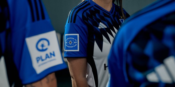 星空体育官网-汉堡官宣2025/26赛季球衣，队徽星星时隔七年回归