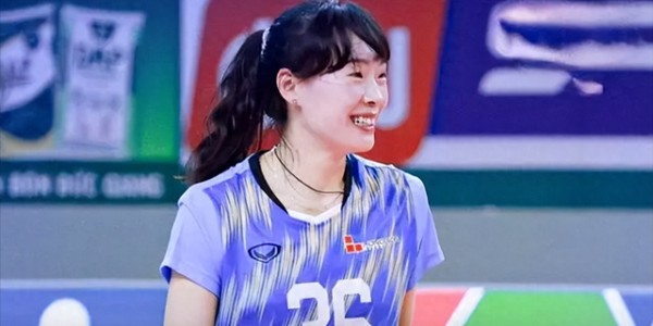 星空体育-女排留洋球员添一人！蔡晓晴二赴越南联赛，郑益昕官宣退役成裁判|副攻|全国锦标赛|中国女排|河南女排|王媛媛_新浪体育_新浪新闻