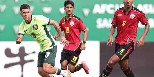 亚预赛乱了：6分未出线！一夜17队出局+9场惨案，中国队形势反转