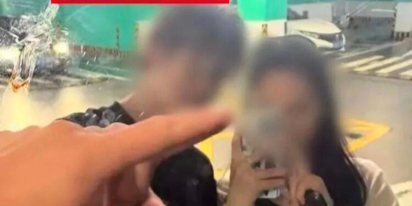 星空体育APP-大瓜！美艳老板娘出轨18岁暑假工，聊天记录炸裂，称男生是永动机