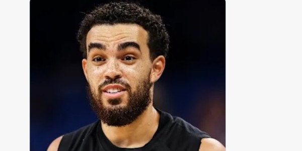 星空体育下载-曝火箭对保罗毫无兴趣！市场上又多2选择 美媒解析或有意哈登怀特