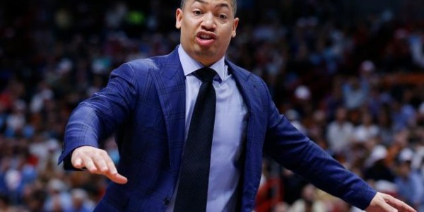 星空体育下载-卢指导：湖人对我不公 没有詹姆斯我也能带好队伍